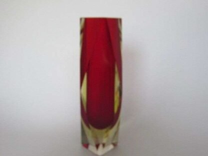 Geometric red and golden amber murano italy sommerso symmetric art glass vase - Image 4