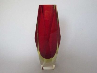 Geometric red and golden amber murano italy sommerso symmetric art glass vase - Image 7