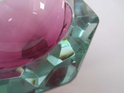 Murano honeycomb faceted pink diamond cut round bowl - Image 4