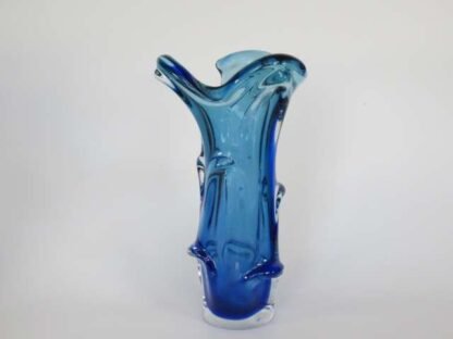 1960s tall Indigo blue and blue Jan Beranek Czech sommerso art glass vase - Image 3