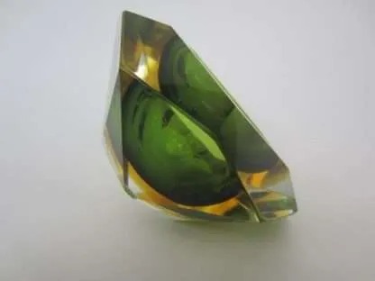 Murano sommerso green and amber mandruzzato 6 facet cut geometric art glass bowl - Image 4