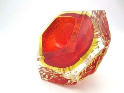 60/70s Murano Art Glass Sommerso Mandruzzato Faceted Red & amber Textured Bowl - Image 9