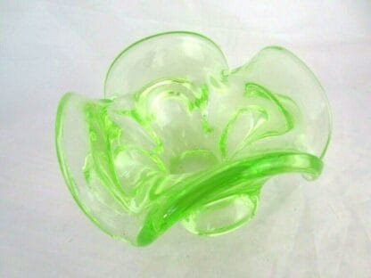 Murano art glass fluorescent freeform lobed bowl lime the shines under UV - Image 2