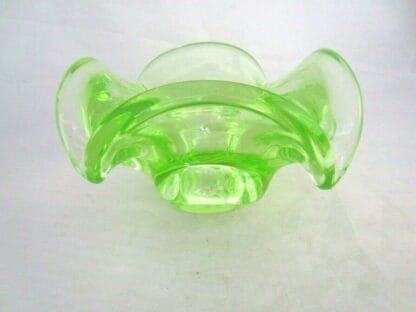 Murano art glass fluorescent freeform lobed bowl lime the shines under UV - Image 4