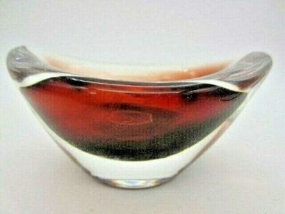 Vintage Whitefriars aubergine sommerso art glass oval bowl Baxter 1960's - Image 3