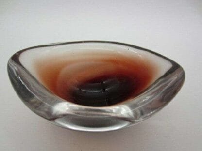 Vintage Whitefriars aubergine sommerso art glass oval bowl Baxter 1960's - Image 4