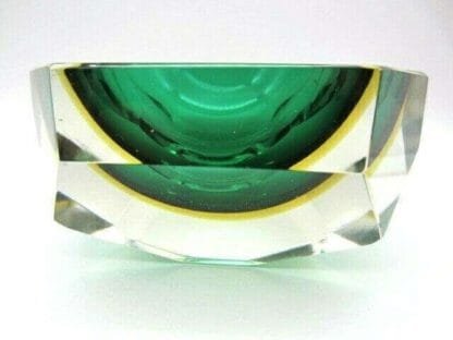 Faceted green amber Murano Sommerso diamond cut glass bowl Poli Mandruzzato era - Image 9