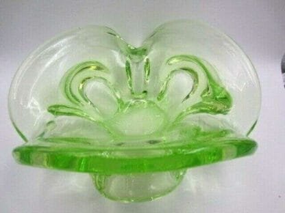 Vibrant Murano art glass fluorescent freeform bowl lime, green & pink c50/60s UV - Image 5