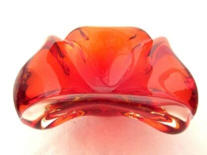 Fire engine red czech sommerso art glass bowl candy dish Skrdlovice Beranek 60s - Image 6