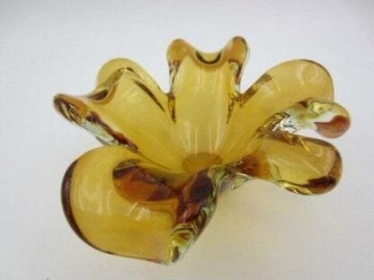 Lucky four leaf clover bowl Murano golden colour sommerso unmarked very 60s - Image 3