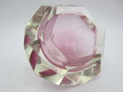 Pink 1970s Murano Vetro Artistico Formia Round faceted art glass bowl /label - Image 5