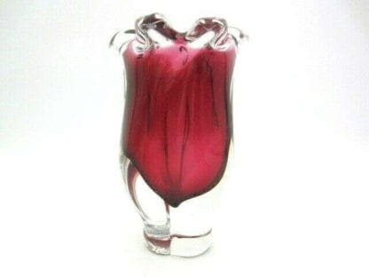 Attractive hand blown Chribska sommerso style pink art glass tulip bud vase