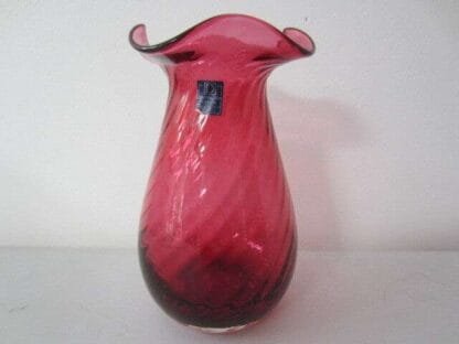 Vintage Darington cranberry art glass vase fluted rim swirl design makers mark - Image 3