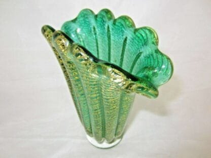 Green Cordonato d'Oro art glass fan vase Murano Barovier Toso 24k Gold sommerso - Image 4