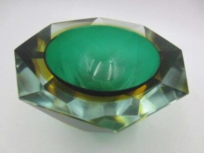 Murano seguso faceted green amber space age diamond cut round bowl c60s