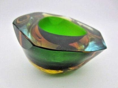 Beautiful abstract (60s) green amber aqua blue Sommerso triangular glass bowl - Image 7