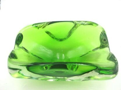 Vibrant lime green Murano sommerso quality art glass bowl candy dish