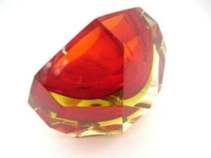 Faceted red in amber Murano Sommerso diamond cut glass bowl Poli / Mandruzzato - Image 5