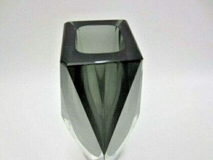 Space age geometric Murano sommerso grey futuristic prism cut faceted glass vase - Image 8